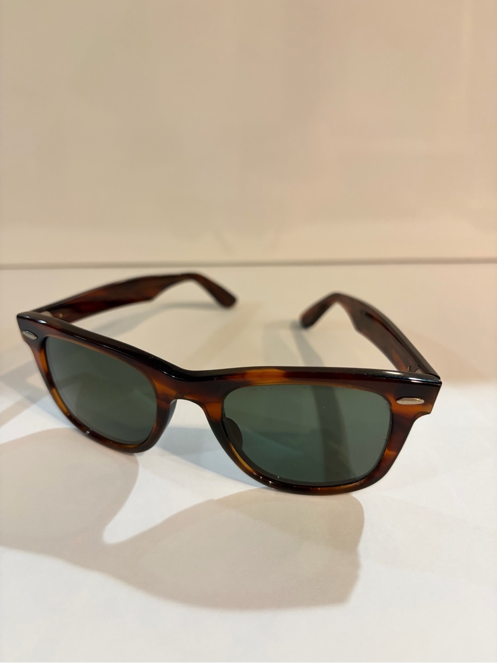 Bausch and Lomb Ray-Ban standard Wayfarer 1990s mock tortoise shell USA